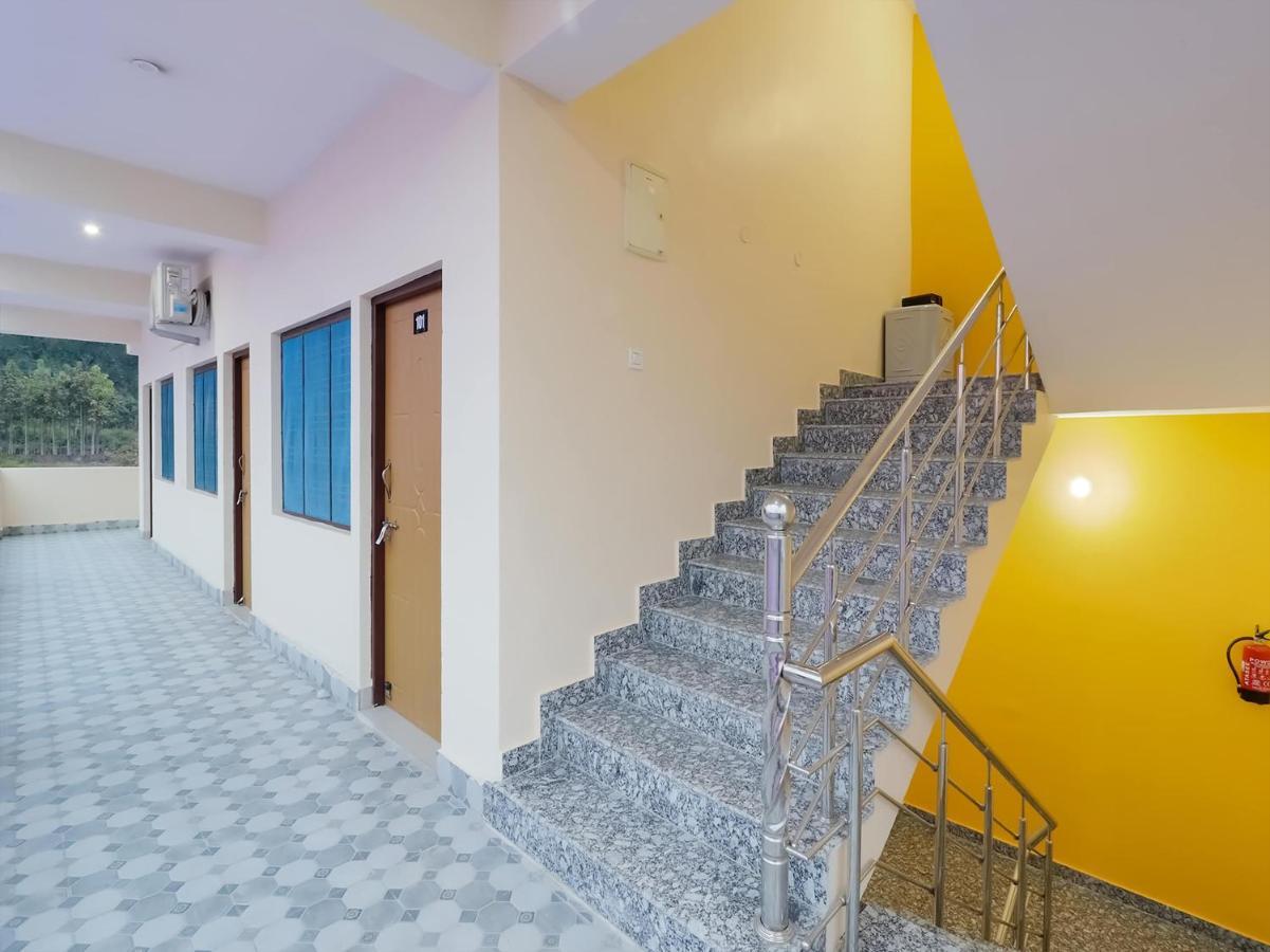 Oyo 84661 Lakshmi Home Stay Jhājra Exteriör bild